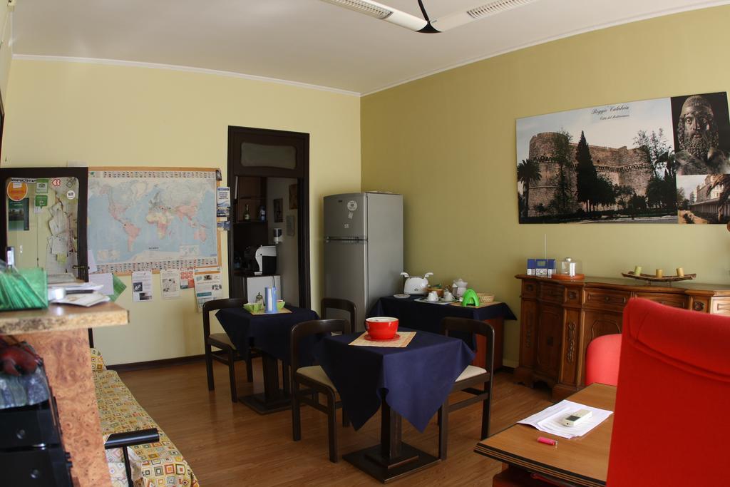 Rooms2Rent Ρέτζιο ντι Καλάμπρια Εξωτερικό φωτογραφία