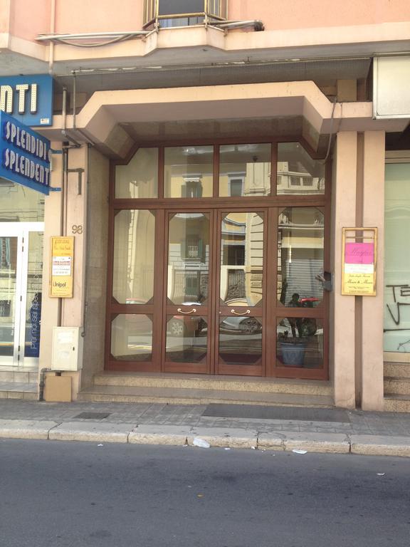 Rooms2Rent Ρέτζιο ντι Καλάμπρια Εξωτερικό φωτογραφία