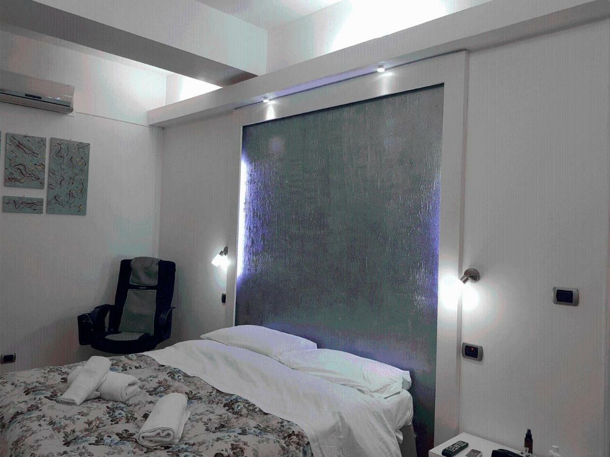 Rooms2Rent Ρέτζιο ντι Καλάμπρια Εξωτερικό φωτογραφία