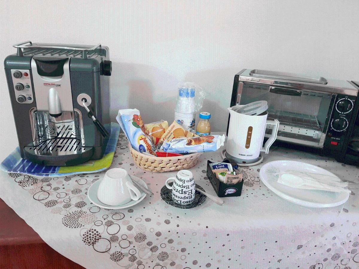 Rooms2Rent Ρέτζιο ντι Καλάμπρια Εξωτερικό φωτογραφία