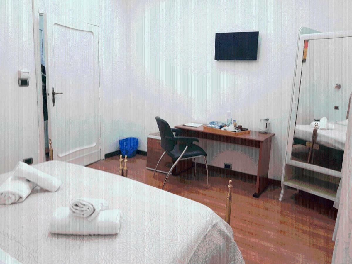 Rooms2Rent Ρέτζιο ντι Καλάμπρια Εξωτερικό φωτογραφία