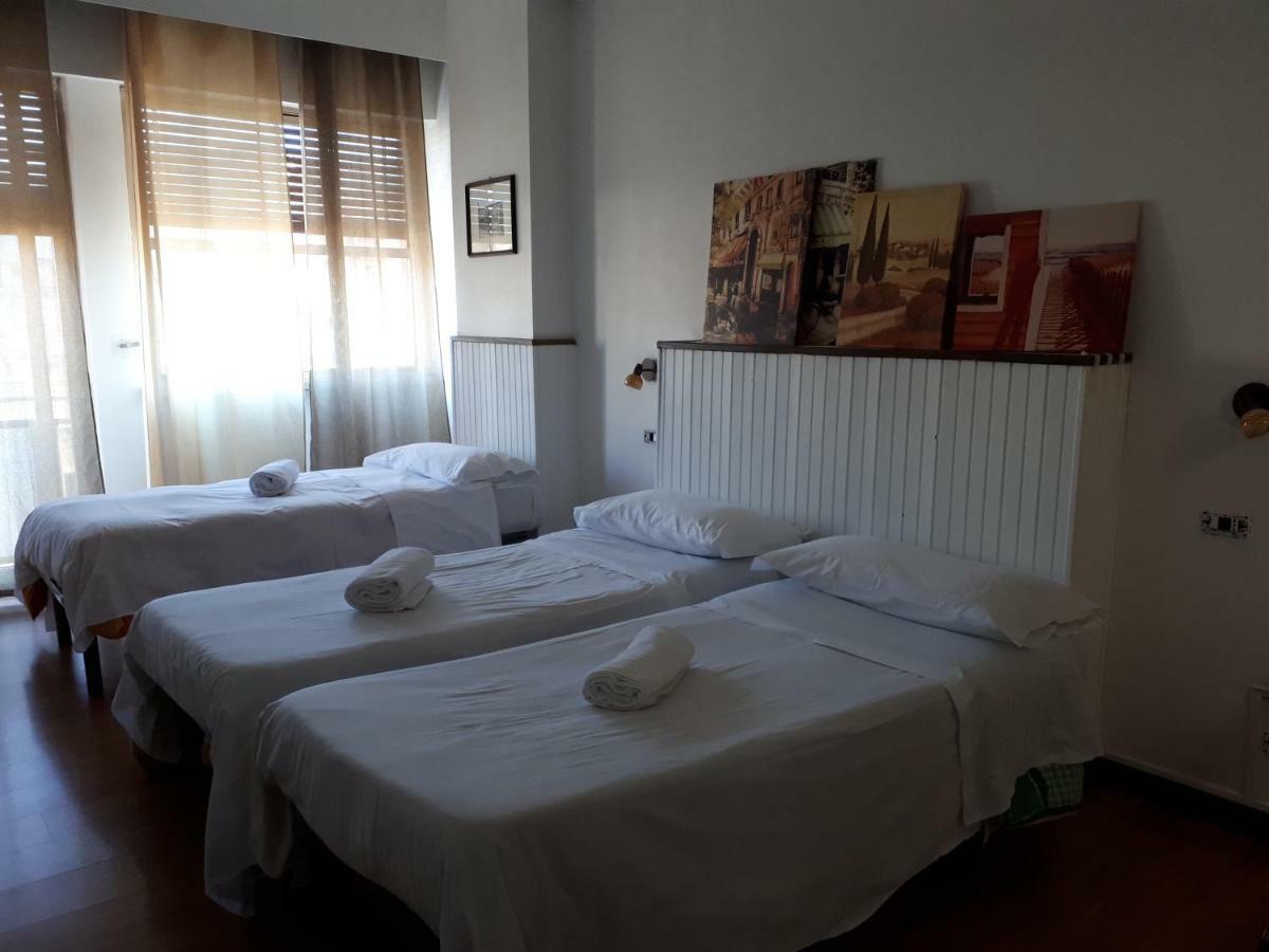Rooms2Rent Ρέτζιο ντι Καλάμπρια Εξωτερικό φωτογραφία