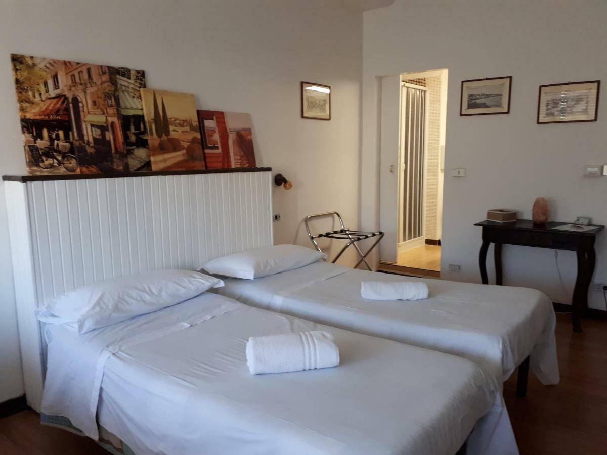 Rooms2Rent Ρέτζιο ντι Καλάμπρια Εξωτερικό φωτογραφία