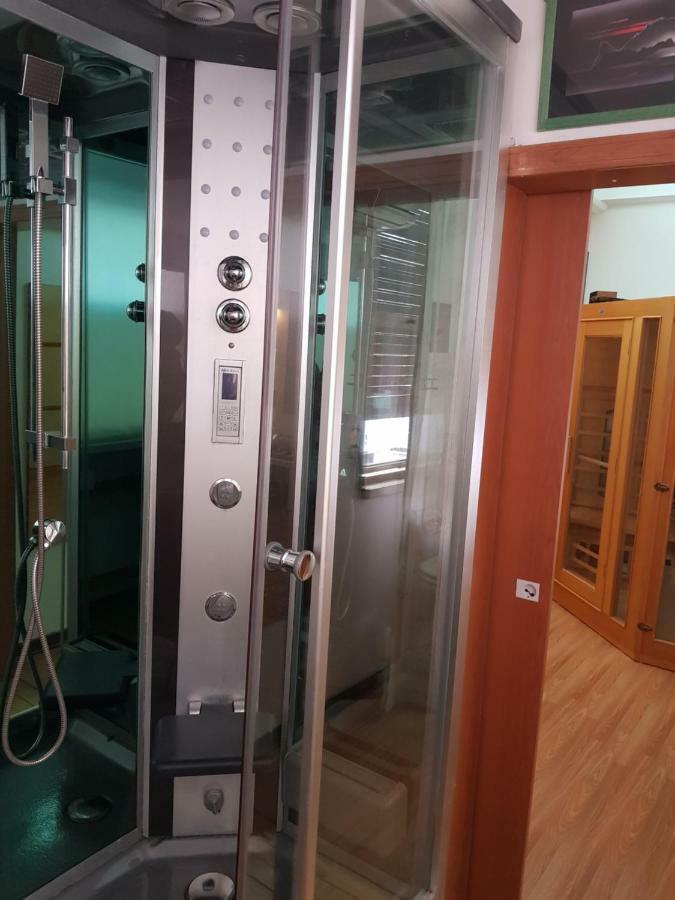 Rooms2Rent Ρέτζιο ντι Καλάμπρια Εξωτερικό φωτογραφία